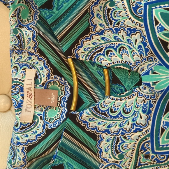 Women's Roz & Ali EUC top in a size large. - Picture 4 of 8